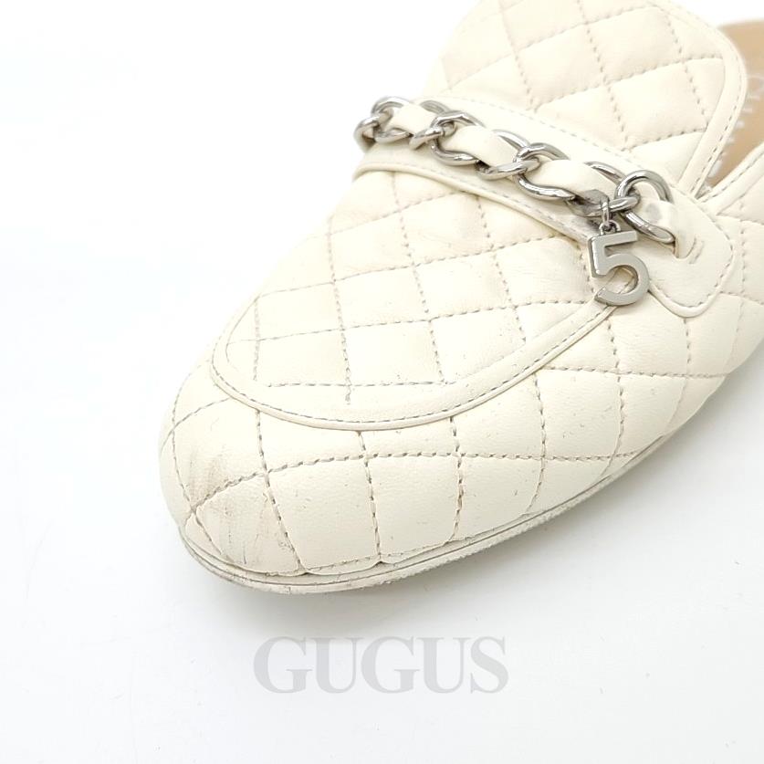 Chanel Mule – Lambskin Leather – Ivory