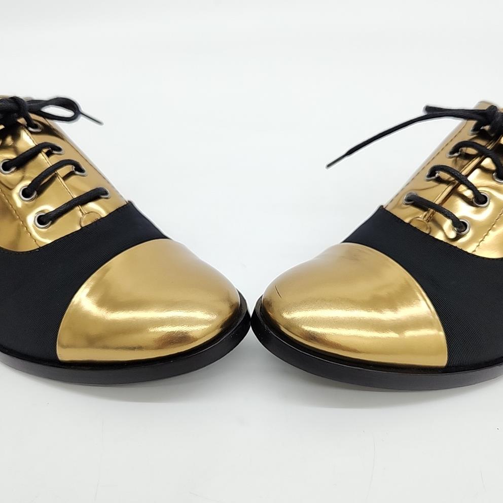 Chanel Loafers – Leather – Gold