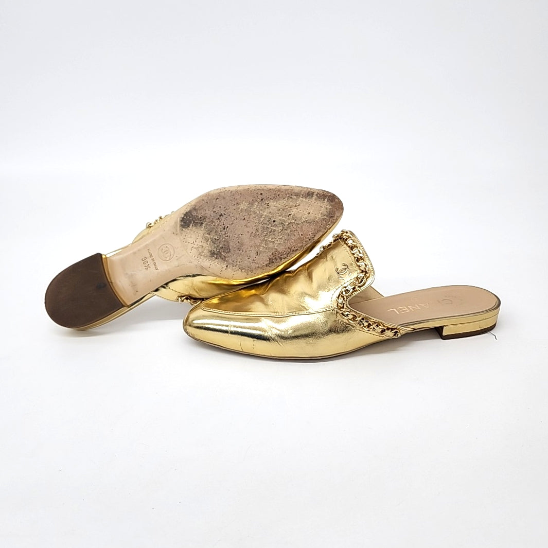 Chanel Mule – Leather – Gold