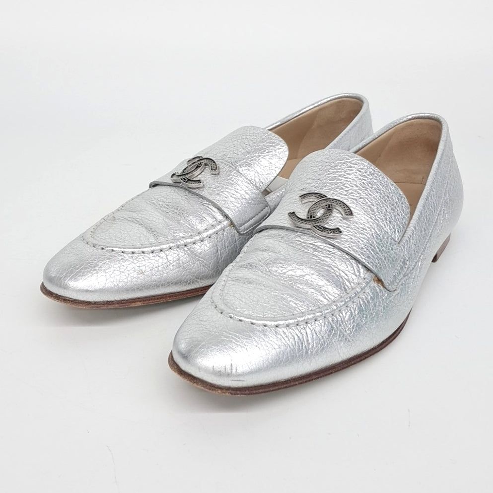 Chanel Loafers – Leather – Silver