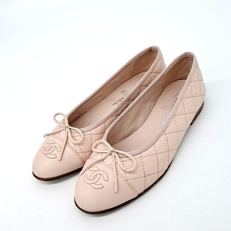 Chanel Quilted Flats – Leather – Pink