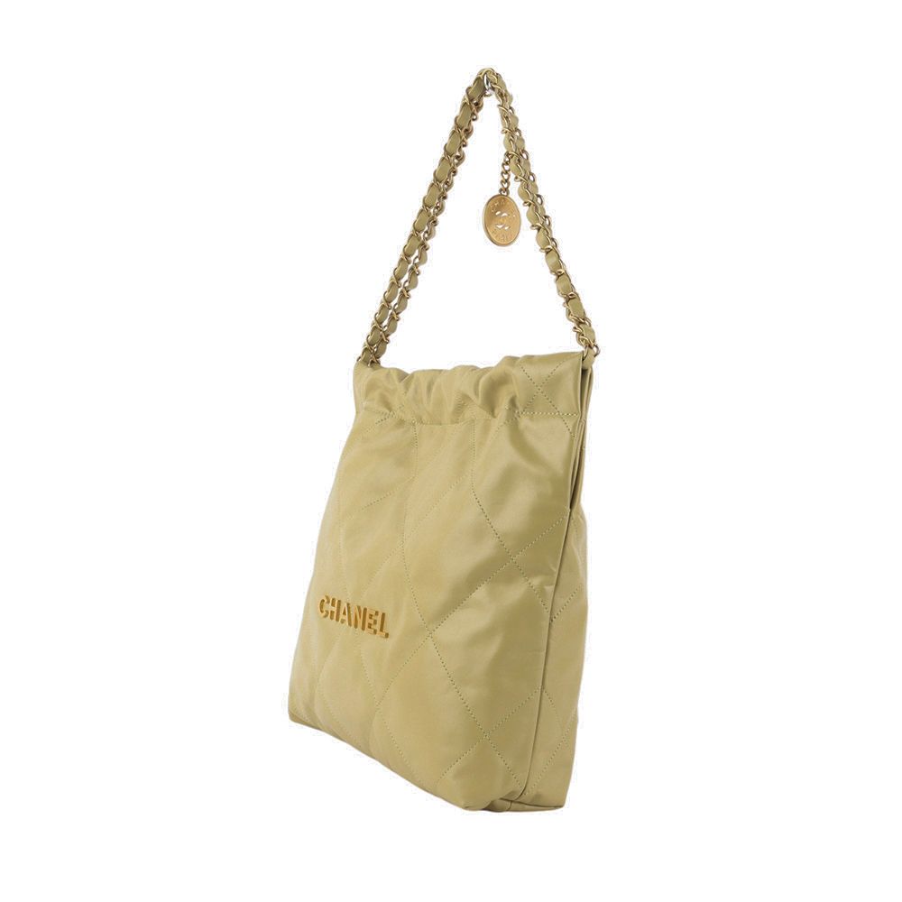 Chanel 22 – Calfskin Leather – White – Gold Hardware