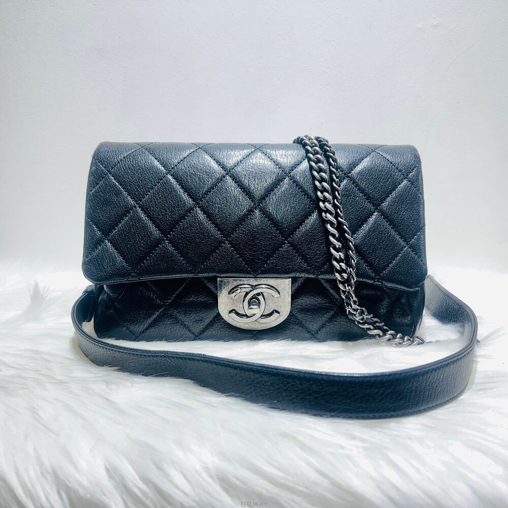 Chanel Boy – Caviar Leather – Black – Silver Hardware