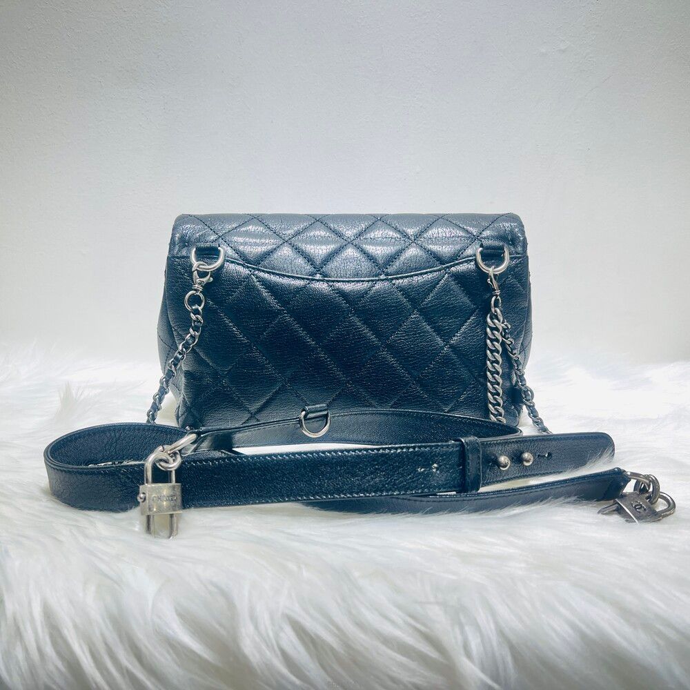 Chanel Boy – Caviar Leather – Black – Silver Hardware