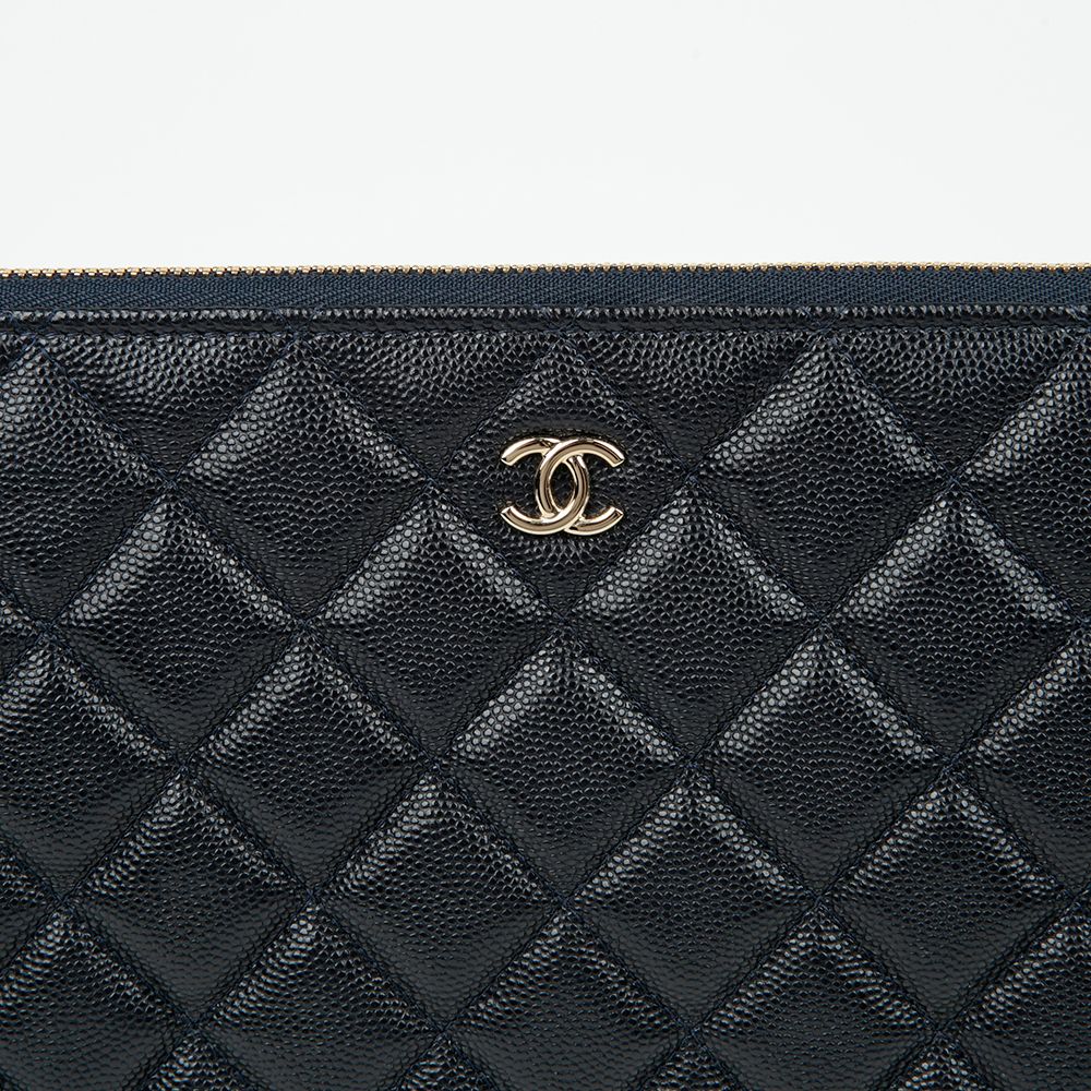 Chanel Clutch – Caviar Leather – Navy – Gold Hardware
