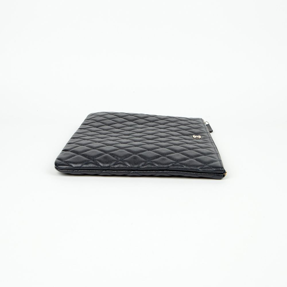 Chanel Clutch – Caviar Leather – Navy – Gold Hardware