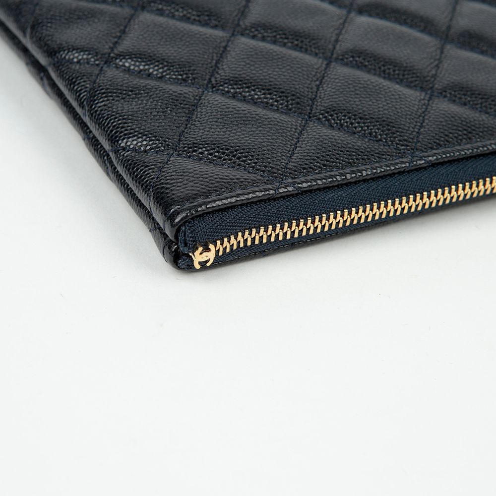 Chanel Clutch – Caviar Leather – Navy – Gold Hardware