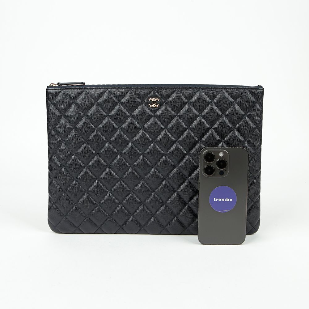 Chanel Clutch – Caviar Leather – Navy – Gold Hardware