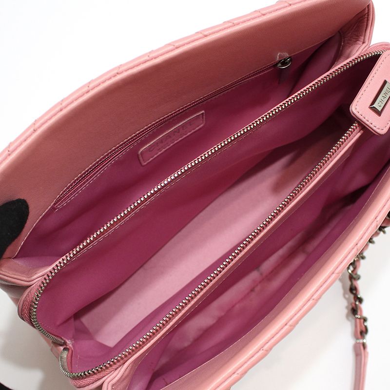 Chanel Shoulder Bag – Lambskin Leather – Pink – Silver Hardware