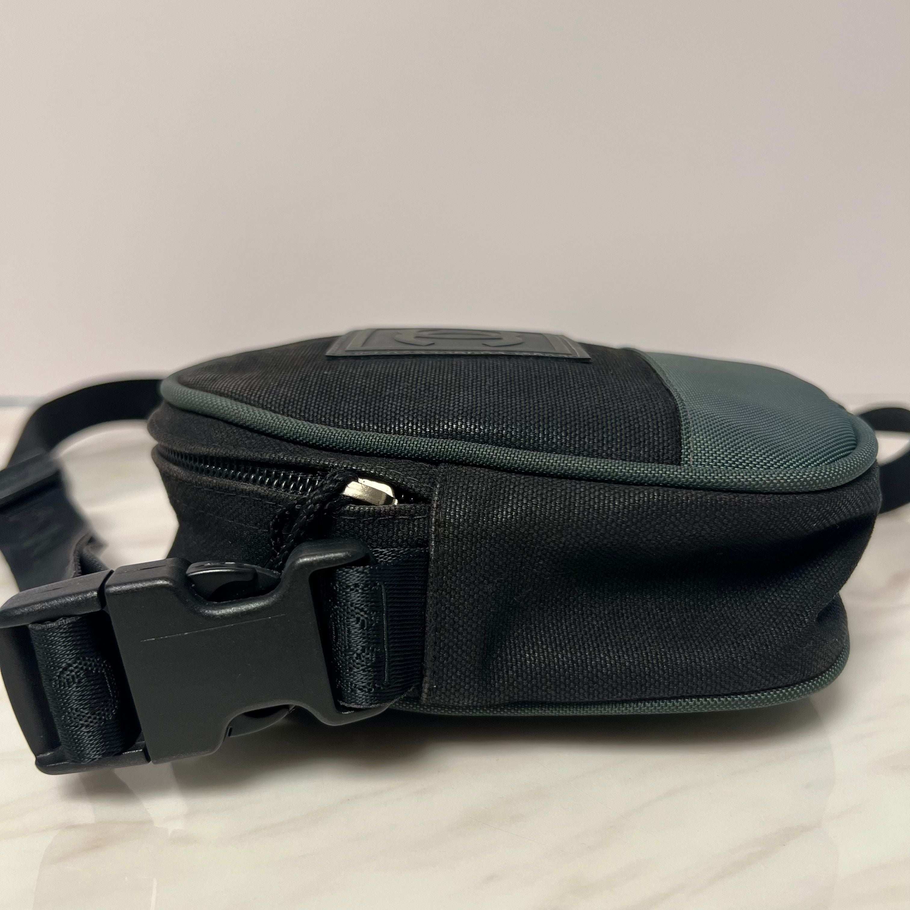 Chanel Shoulder Bag – Nylon – Green