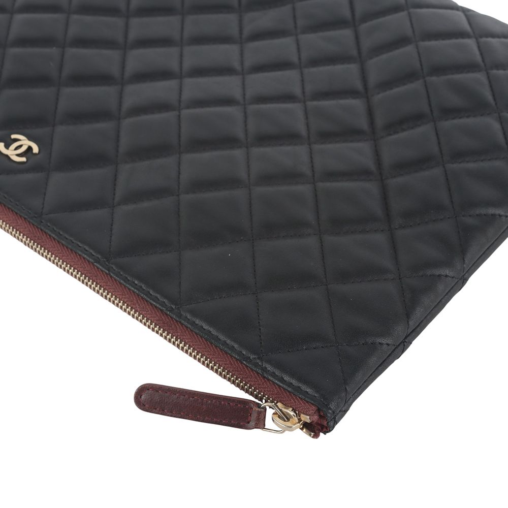 Chanel Clutch – Lambskin Leather – Black – Gold Hardware