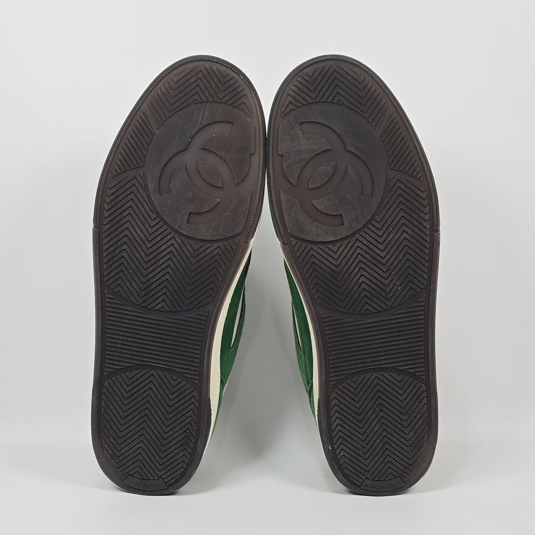 Chanel Sneakers – Suede – Green