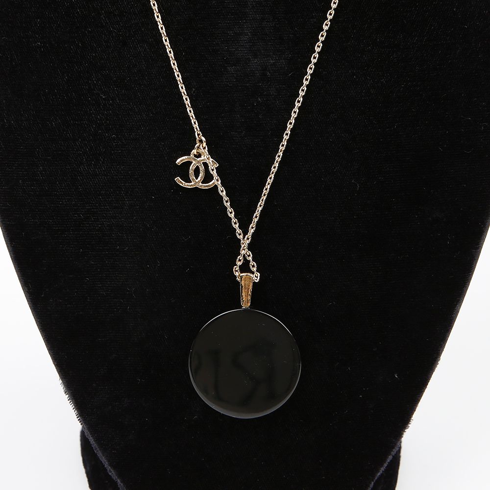 Chanel Coco Mark Necklace – Resin – Black