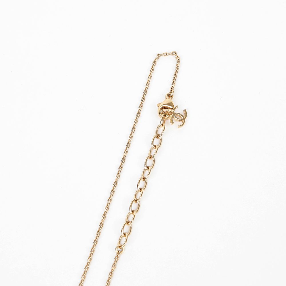 Chanel Coco Mark Necklace – Resin – Black
