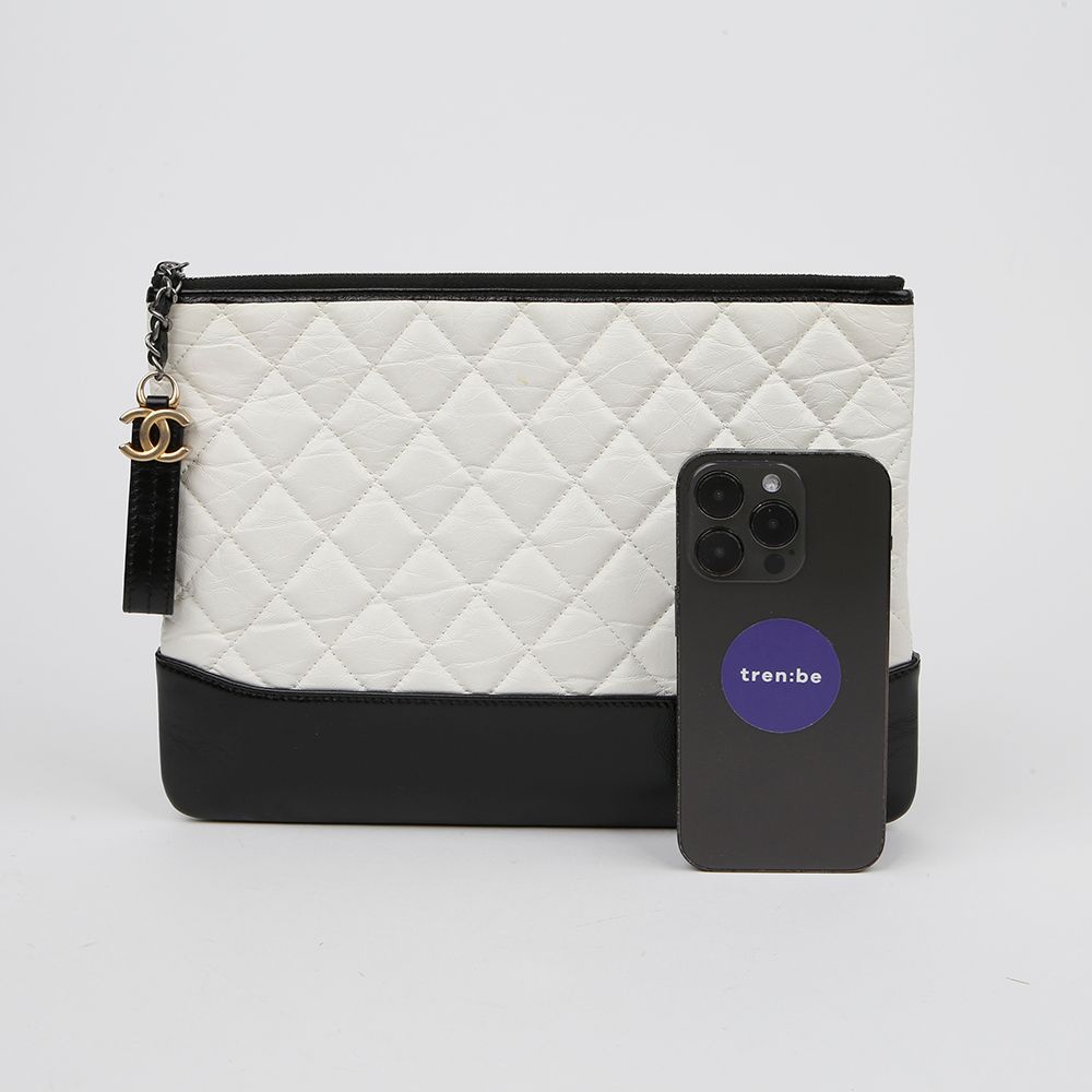 Gabrielle Medium Clutch A84287