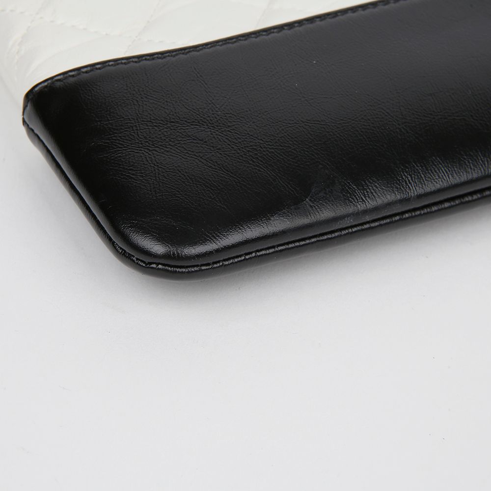 Gabrielle Medium Clutch A84287