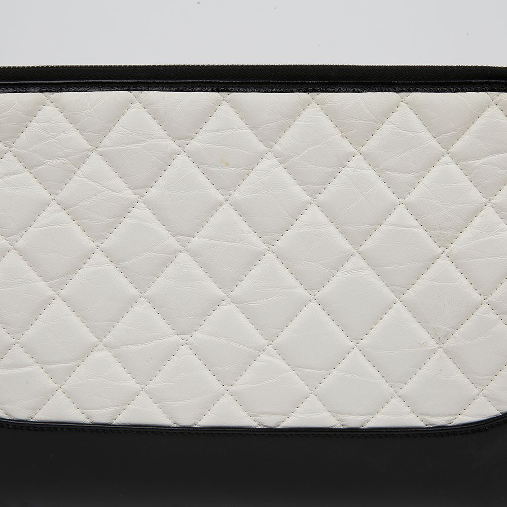 Gabrielle Medium Clutch A84287