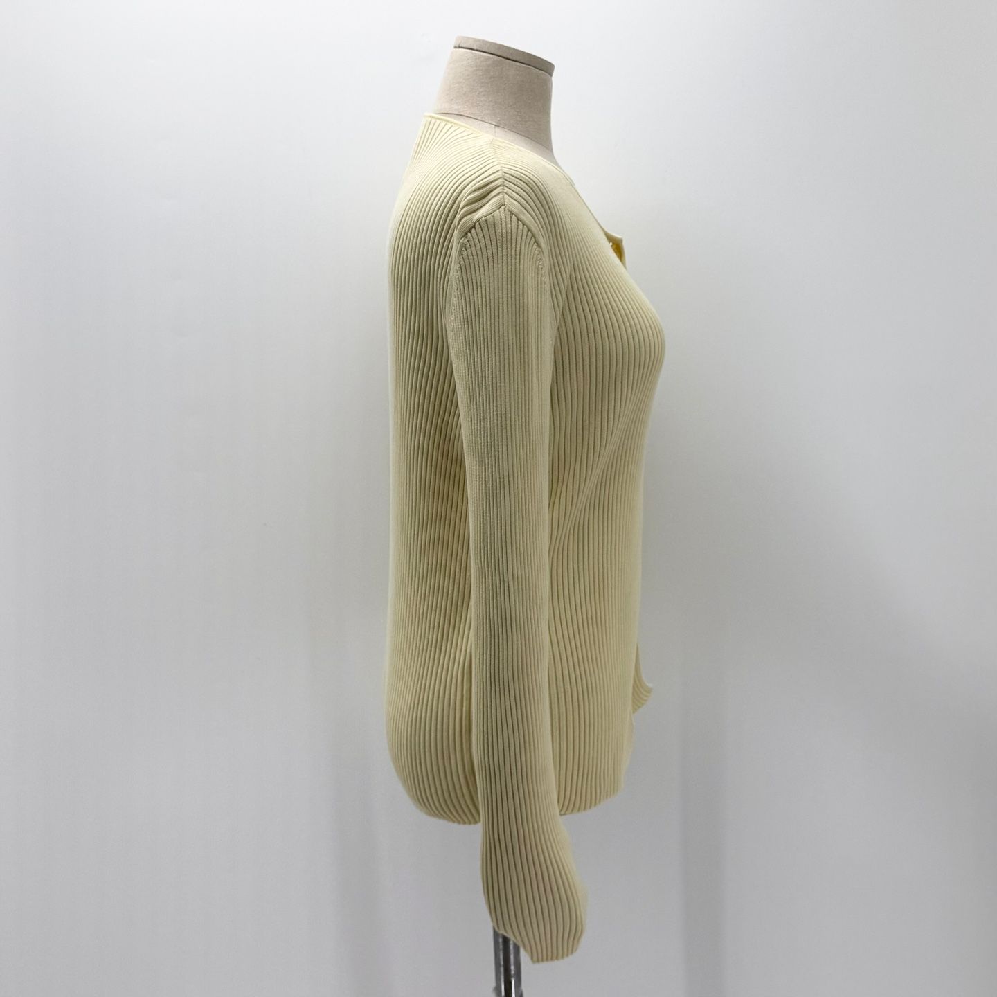 Logo Button Knit Cardigan