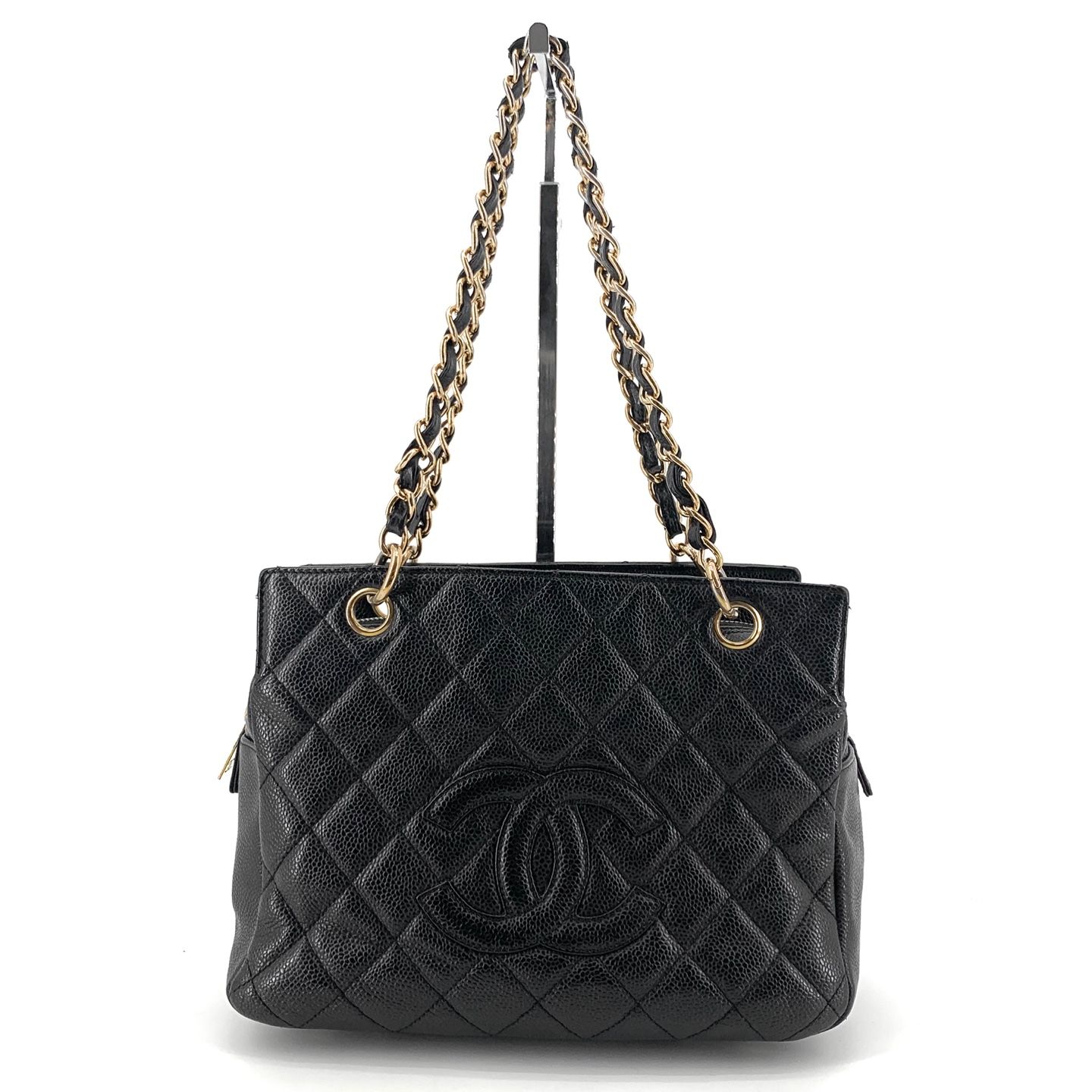 Caviar Shoulder Bag