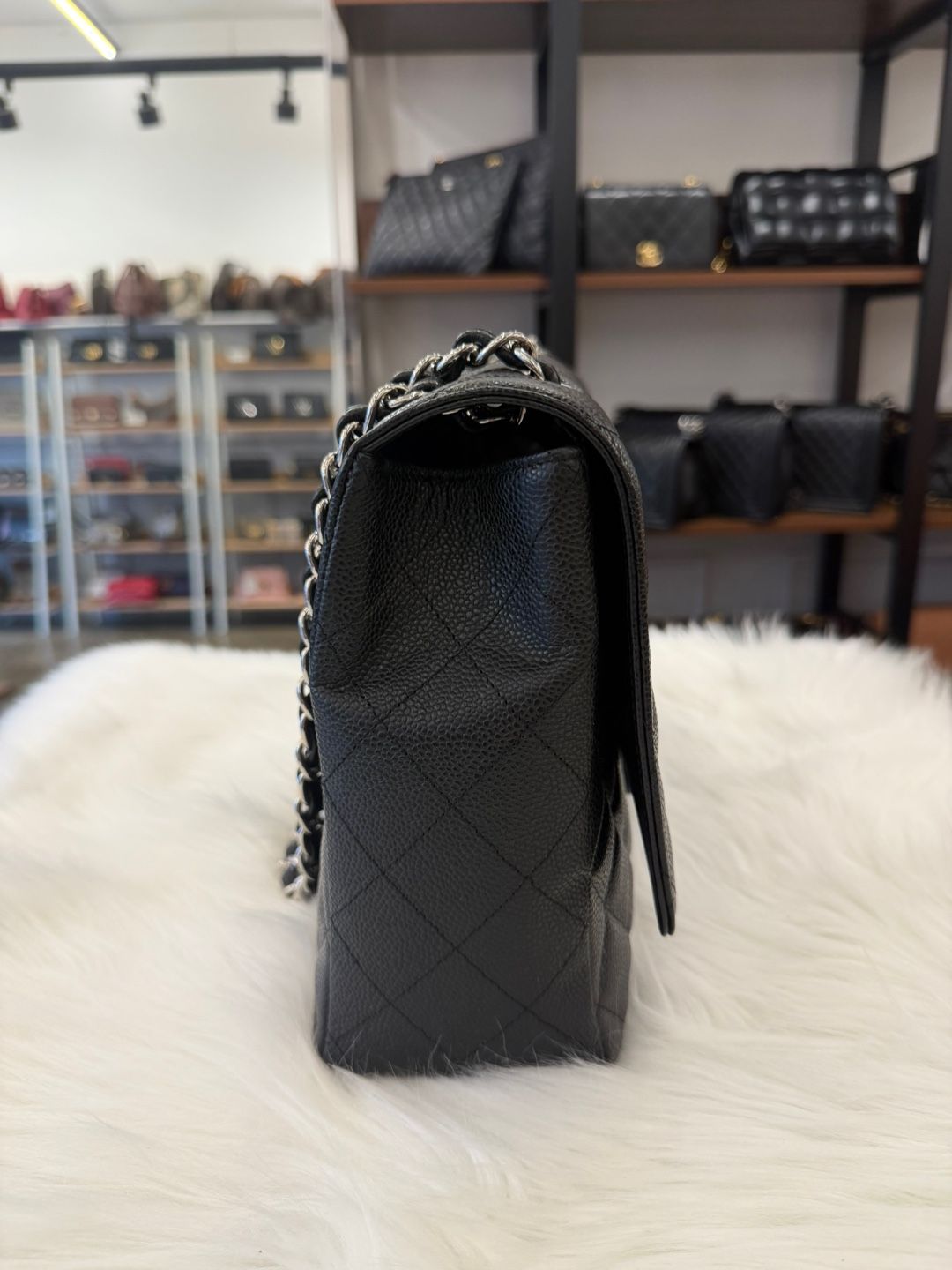 Classic Maxi Caviar Black Grade A+