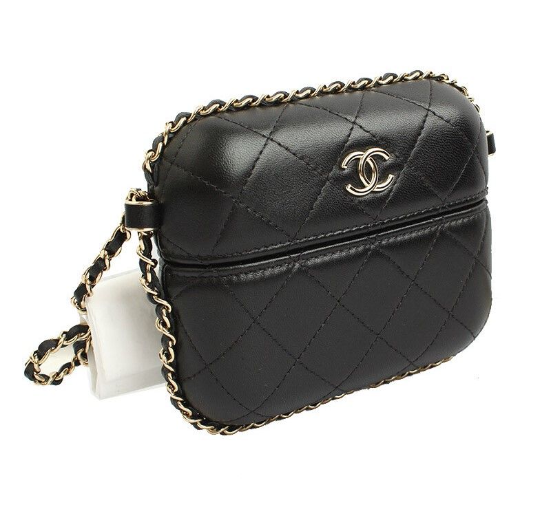 Chanel Crossbody Bag – Calfskin Leather – Black – Gold Hardware