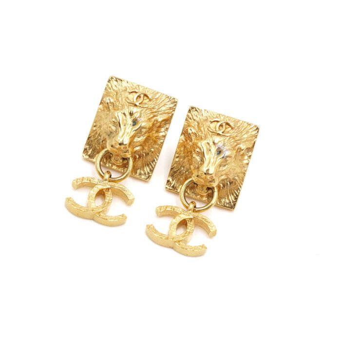 Chanel CC Logo Lion Drop Earrings – Gold