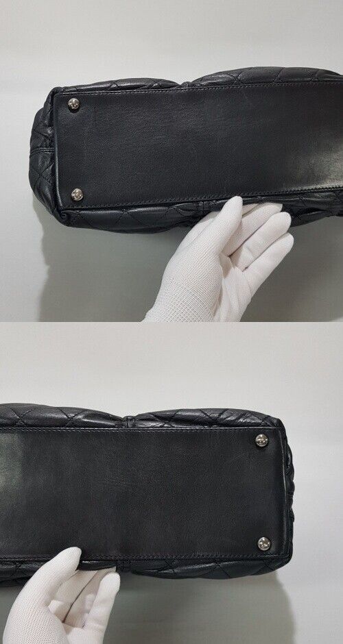 Chanel Shoulder Bag – Lambskin Leather – Grey Hardware