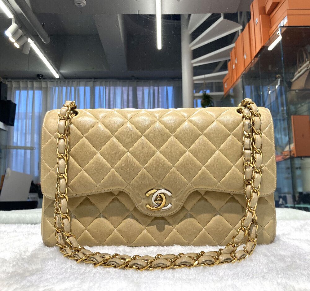 Chanel Classic Flap – Lambskin Leather – Beige