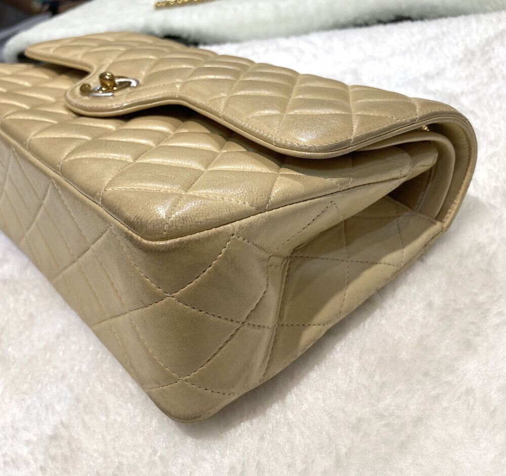 Chanel Classic Flap – Lambskin Leather – Beige