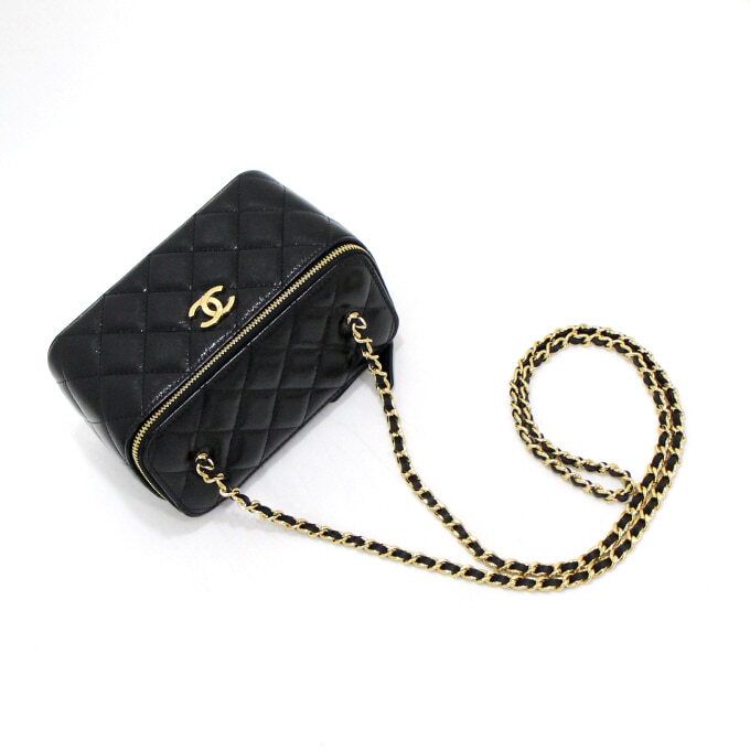 Chanel Vanity Case – Calfskin Leather – Black – Gold Hardware