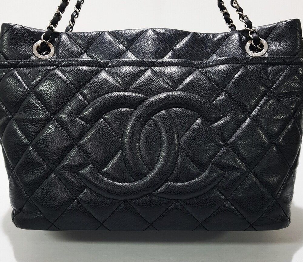 Chanel Chain Shoulder Bag – Caviar Leather – Black – Gold Hardware