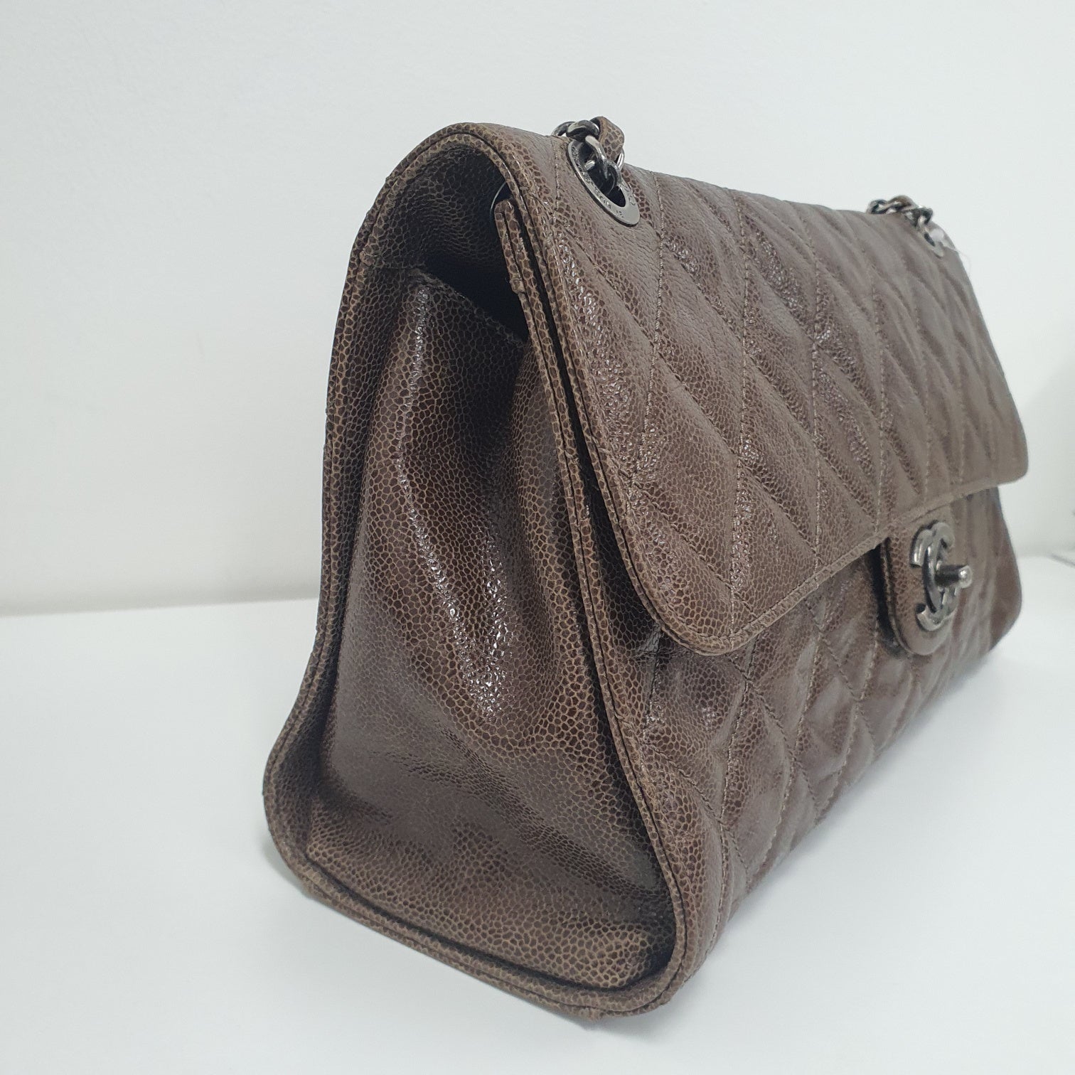 Caviar Chain Shoulder Bag