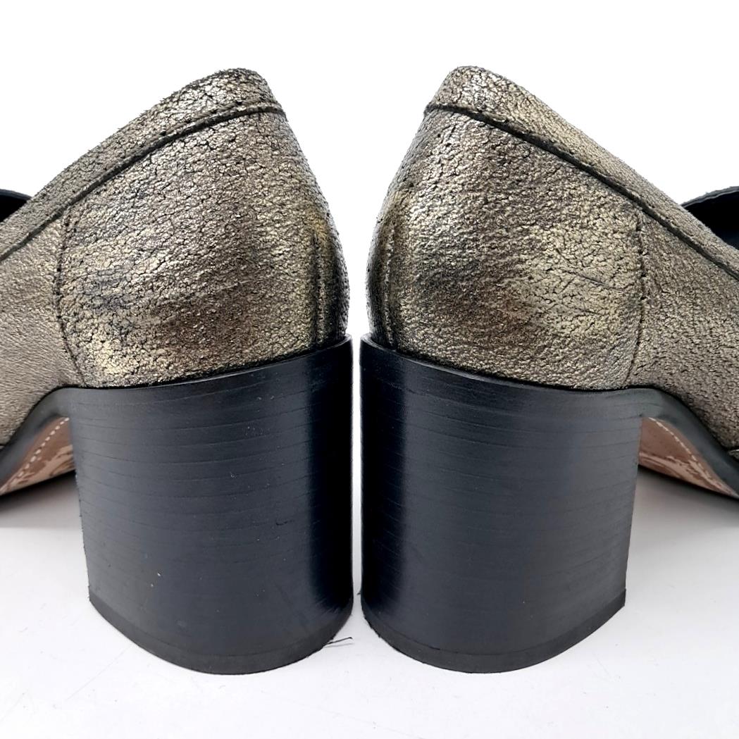 Chanel Heels – Gold