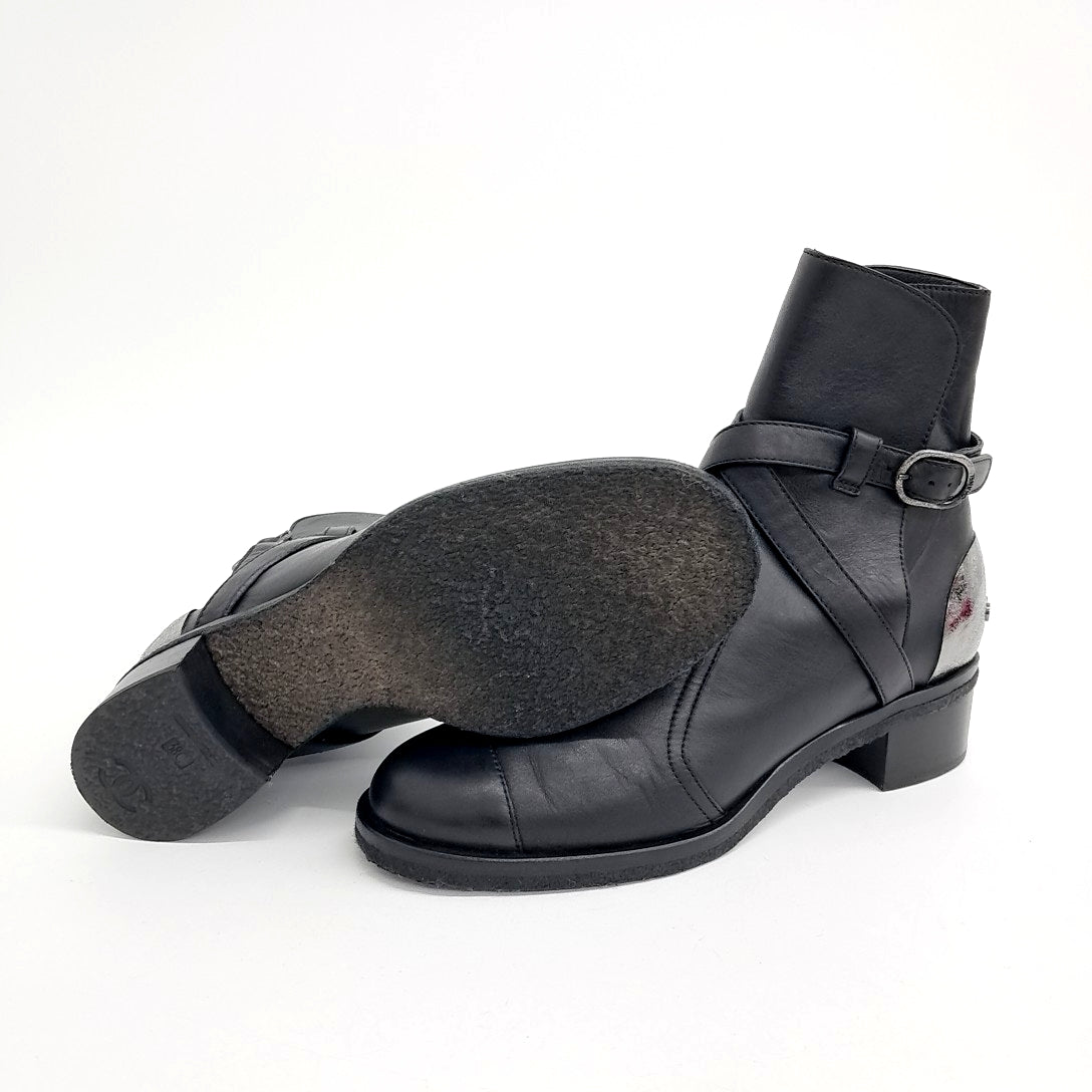 Chanel Boots – Leather – Black