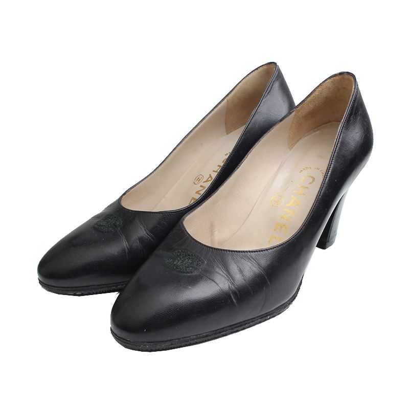Chanel Pumps – Calfskin Leather – Black