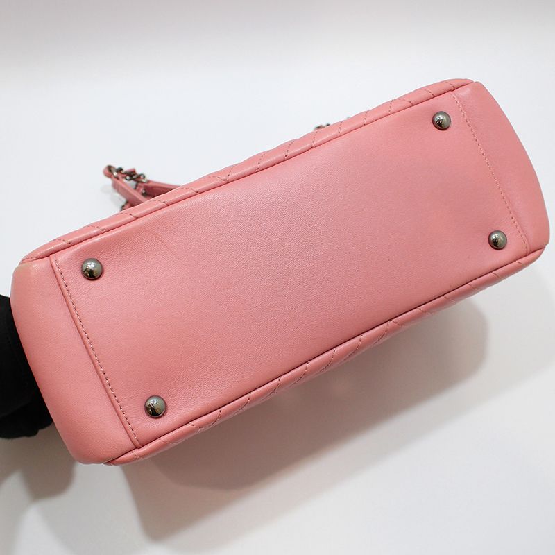 Chanel Shoulder Bag – Lambskin Leather – Pink – Silver Hardware
