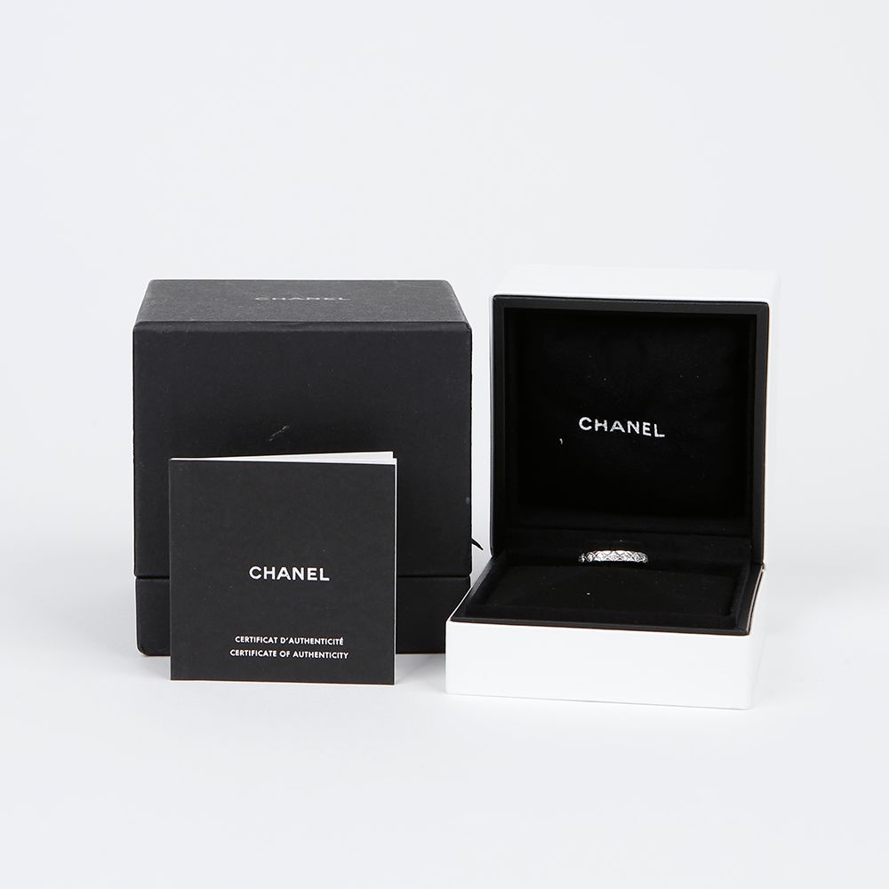 Chanel Coco Crush Mini Ring – White Gold