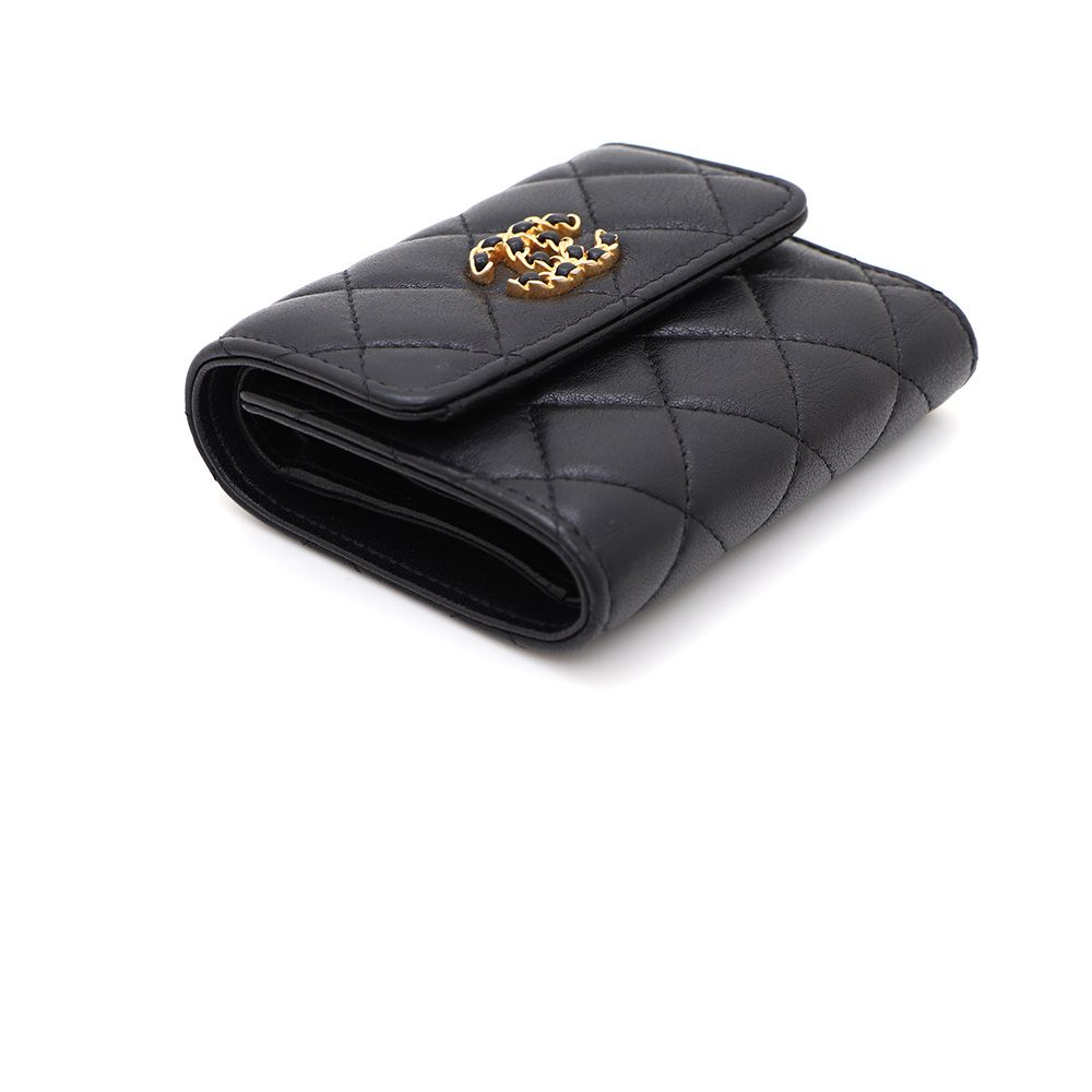 Chanel Flap Wallet – Lambskin Leather – Black