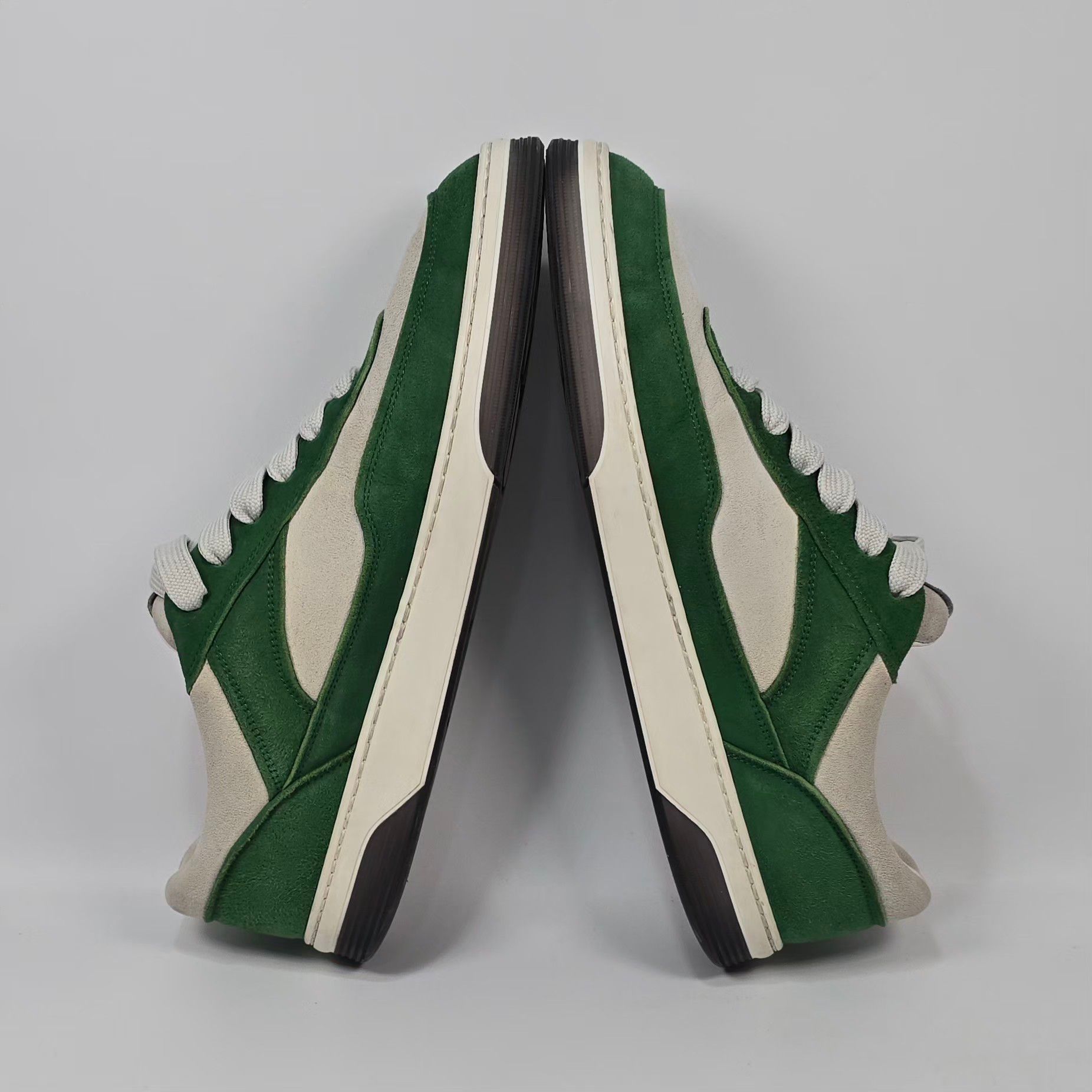 Chanel Sneakers – Suede – Green