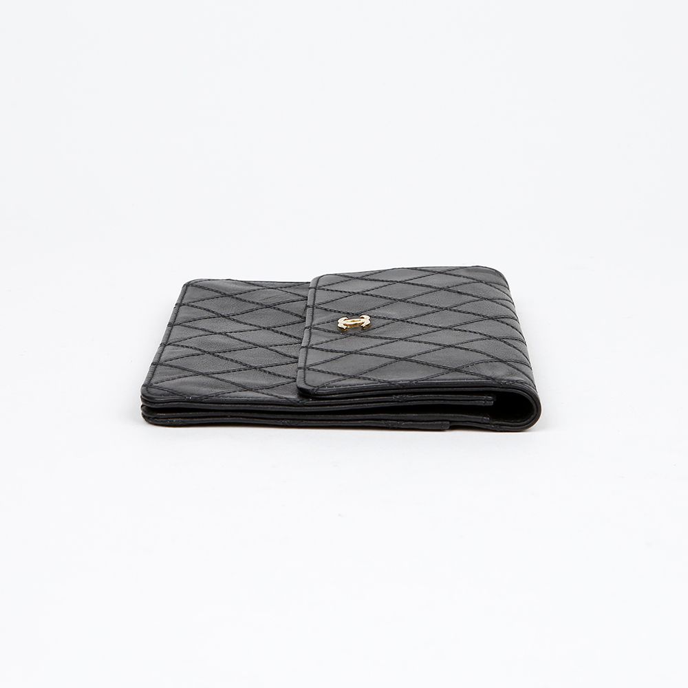 Chanel Flap Bag – Calfskin Leather – Black – Gold Hardware