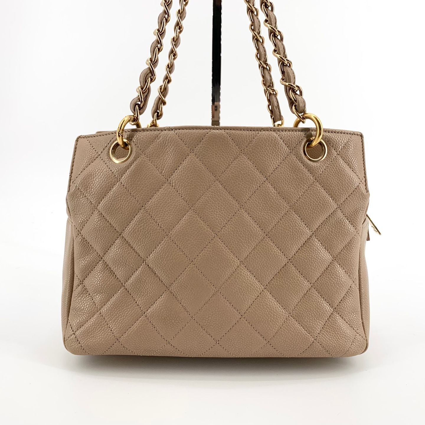 Chanel Shoulder Bag – Caviar Leather