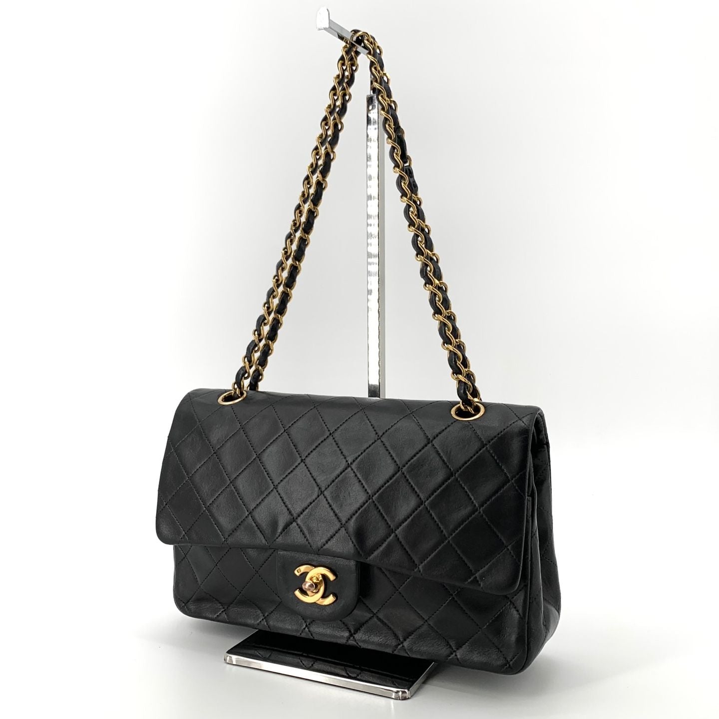 Chanel Classic Flap – Lambskin Leather – Mixed Hardware