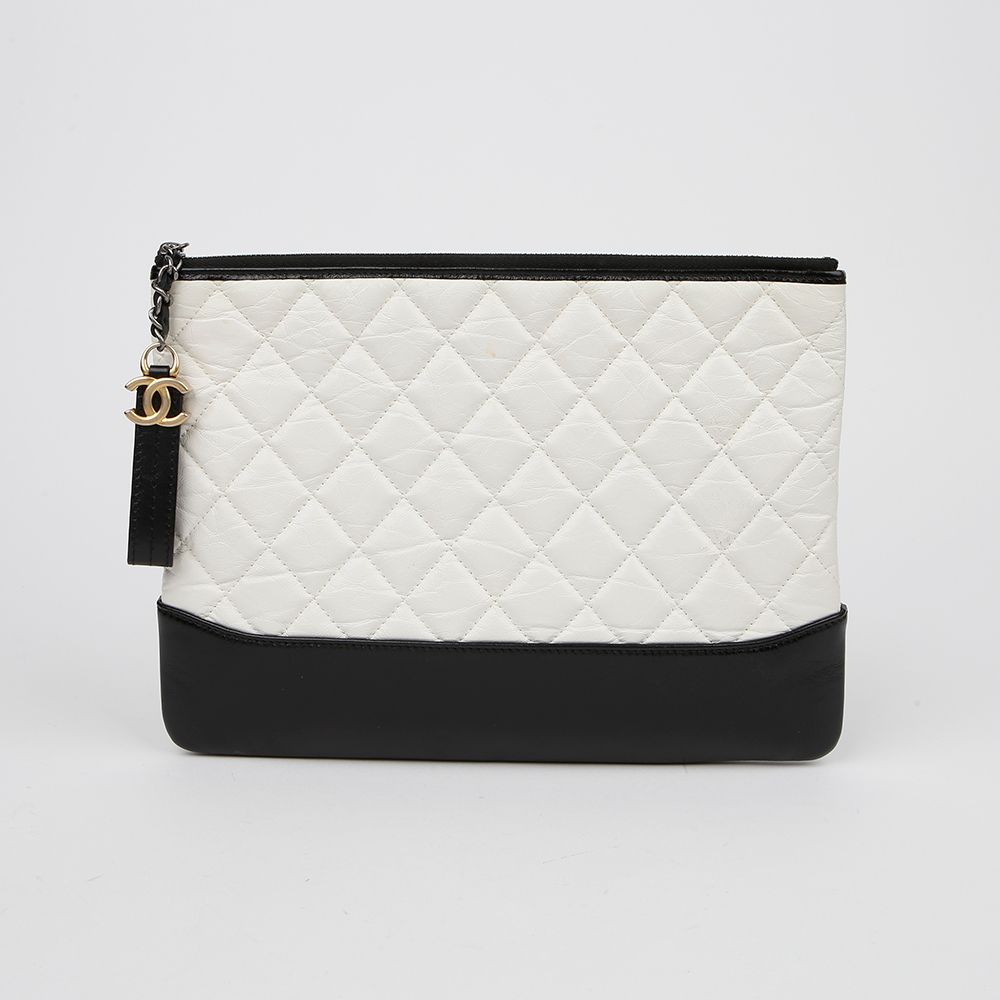 Gabrielle Medium Clutch A84287