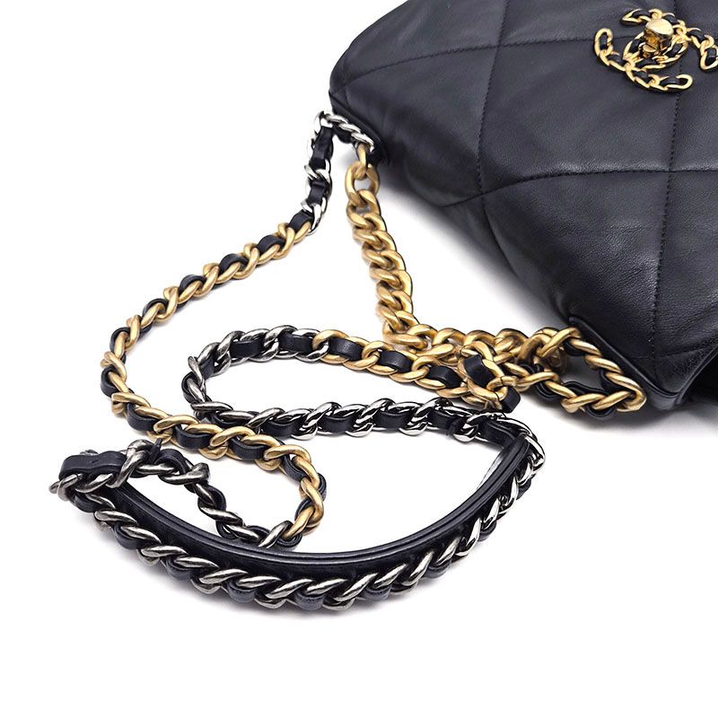 19 Flap Bag Small L945769