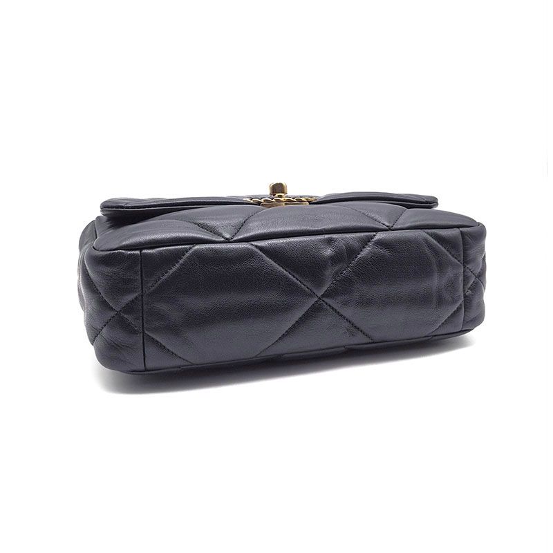 19 Flap Bag Small L945769