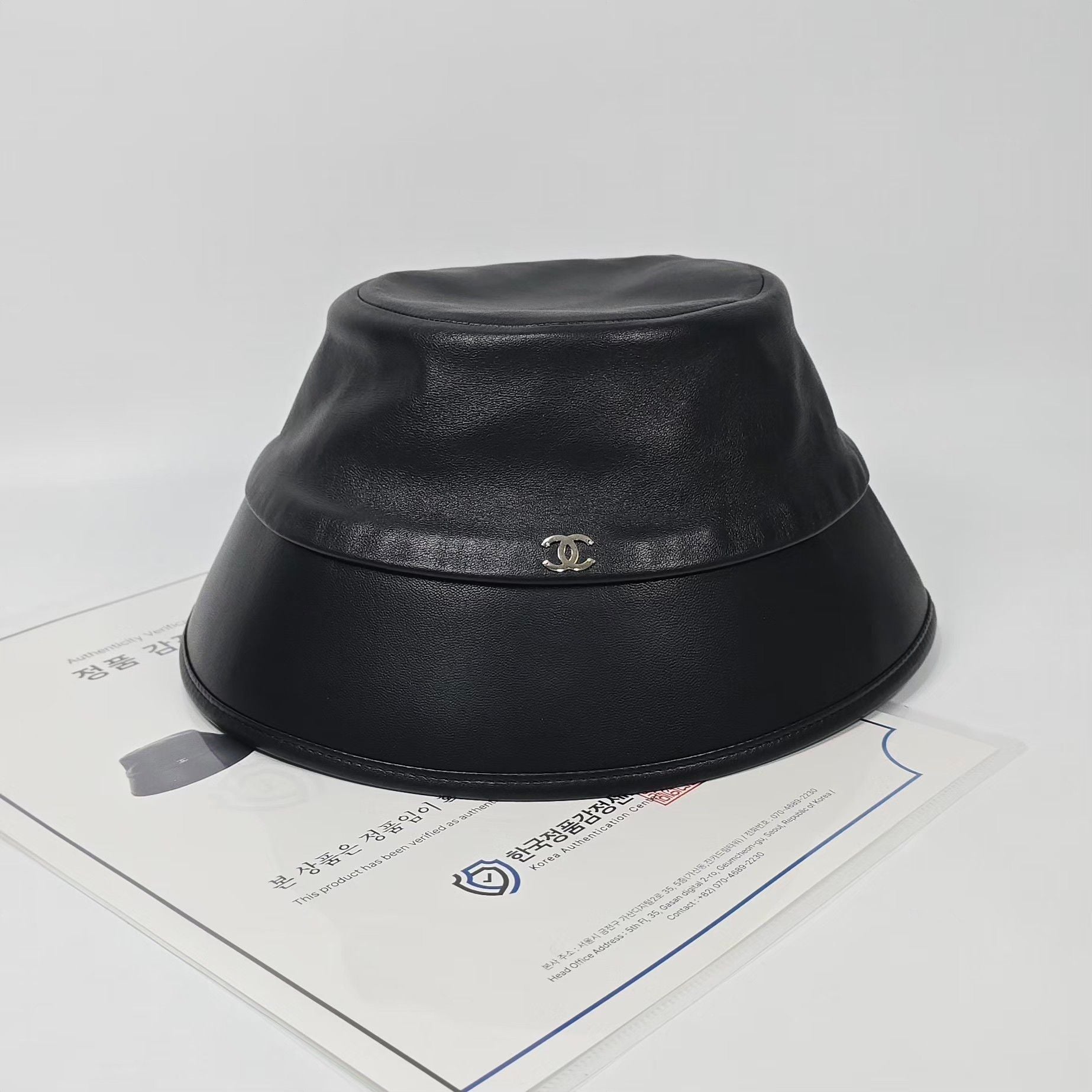 Leather Bucket Hat (L)