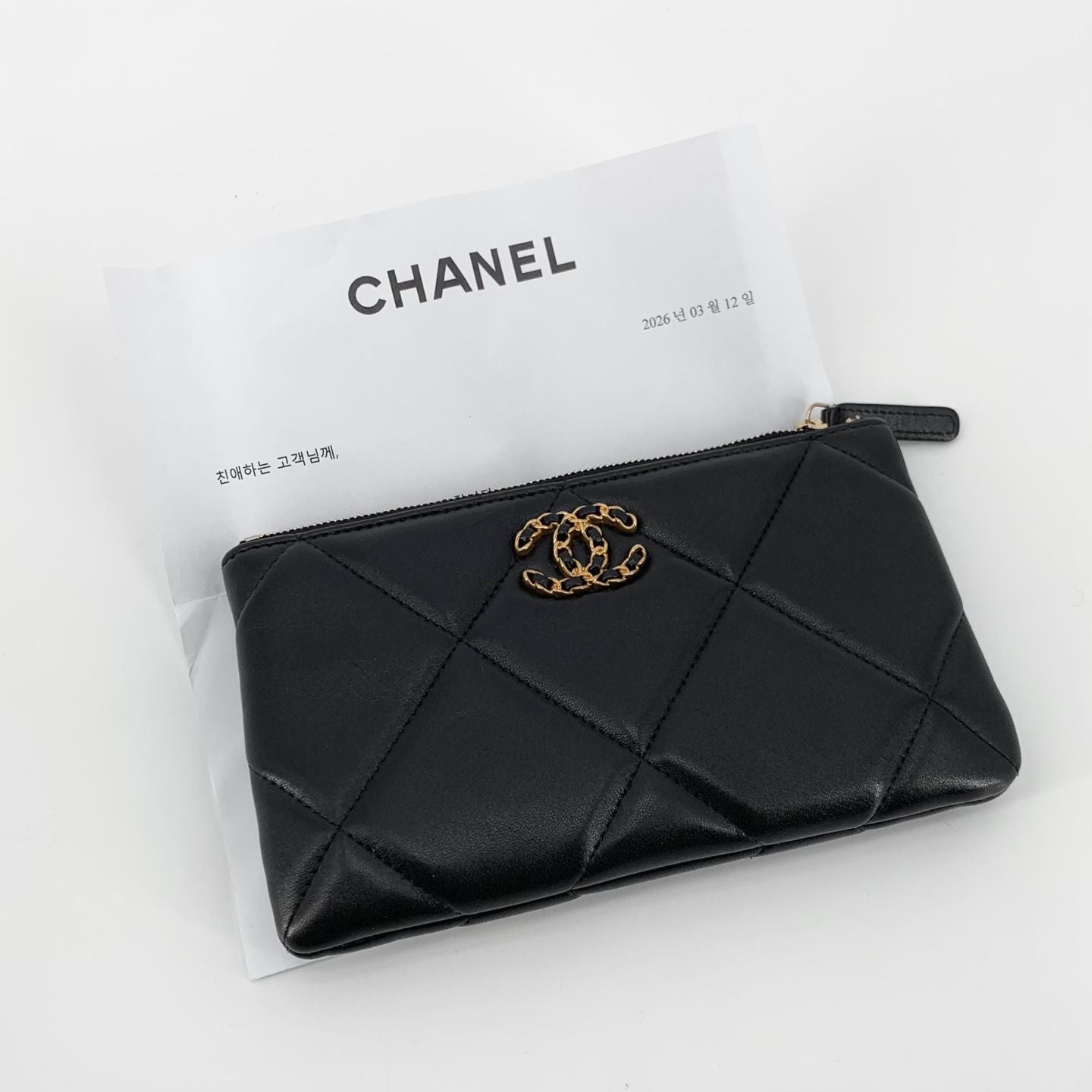 Lambskin 19 Pouch