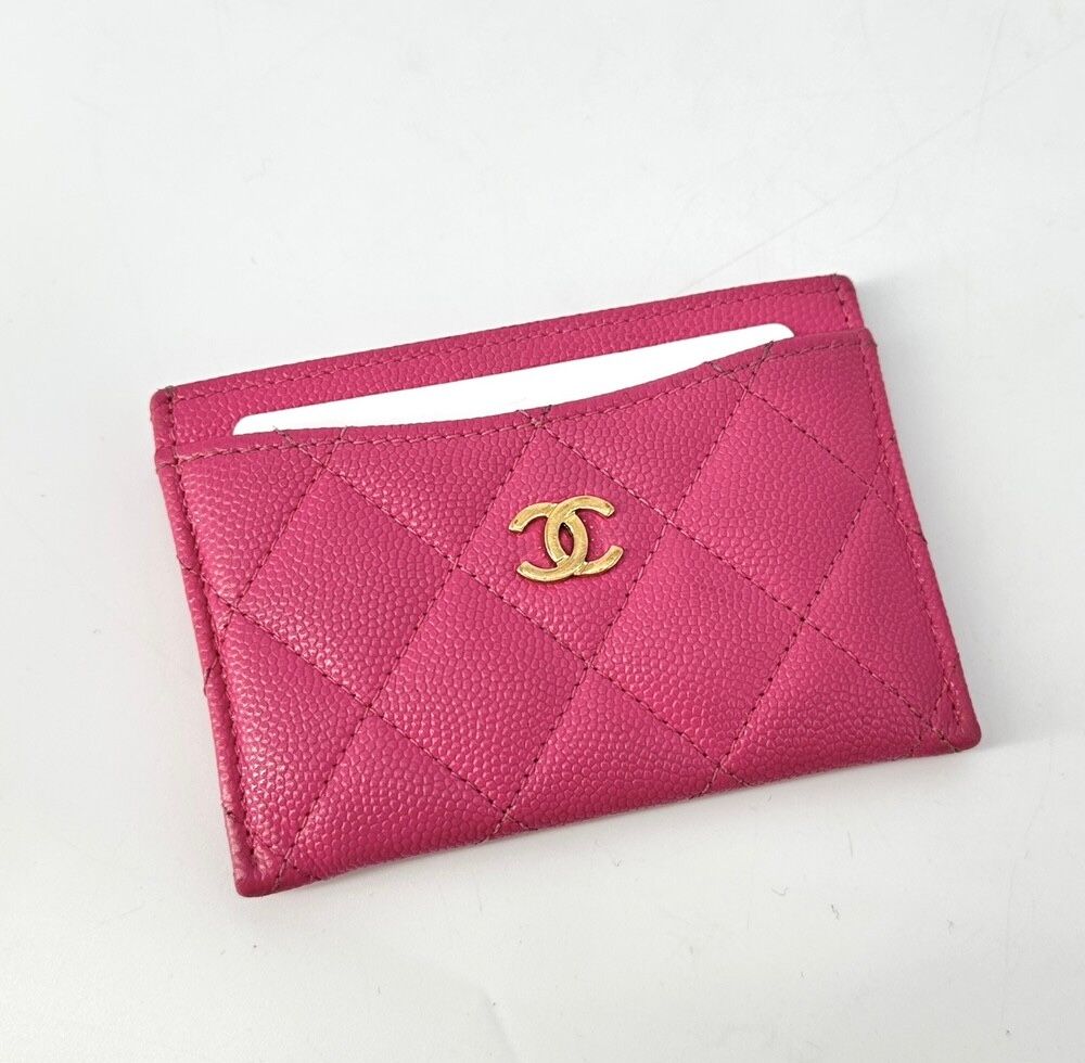 Classic Caviar Card Holder 855