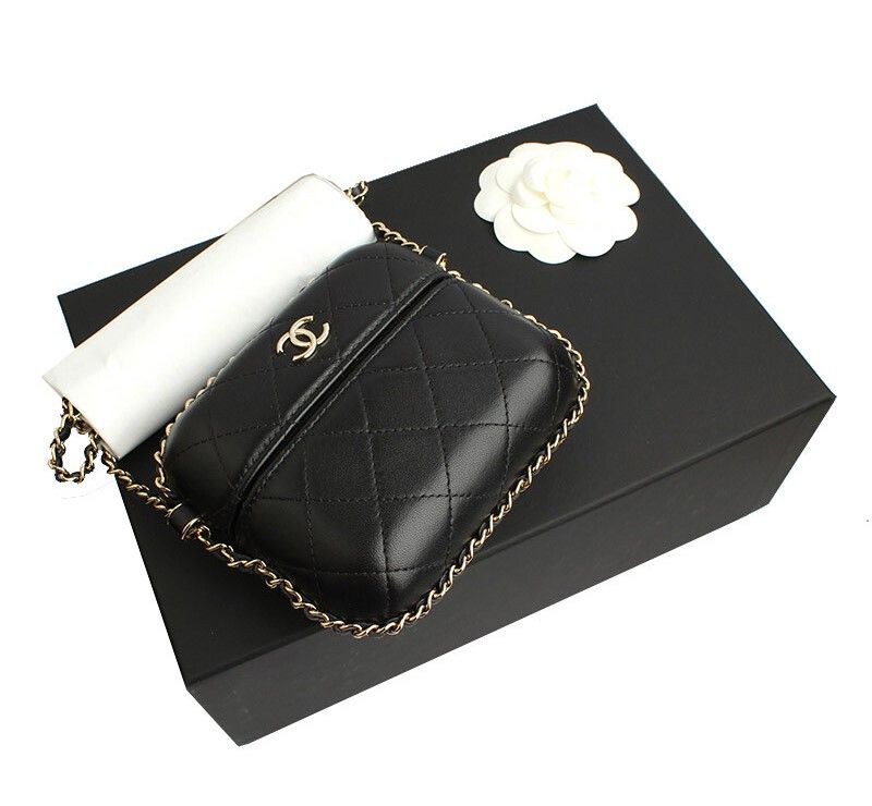Chanel Crossbody Bag – Calfskin Leather – Black – Gold Hardware