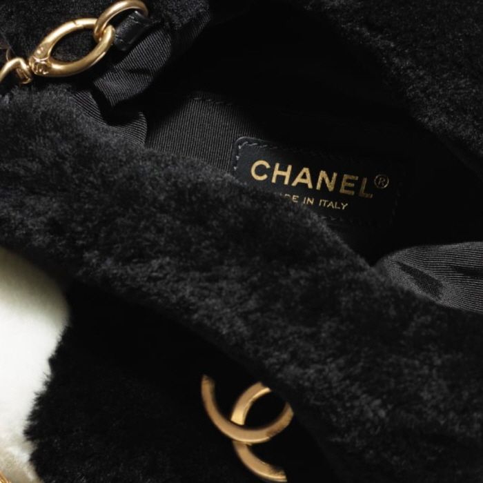Chanel Shopper Tote – Lambskin Leather – Multicolor – Gold Hardware